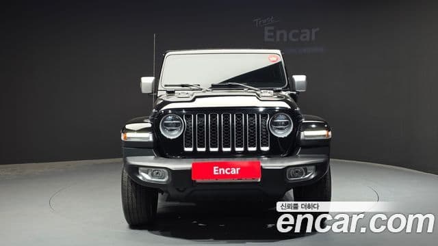 Jeep Wrangler 2022 — Фото 2/20