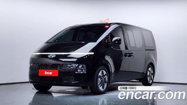 Hyundai Staria 2025 — Şəkil 1/20