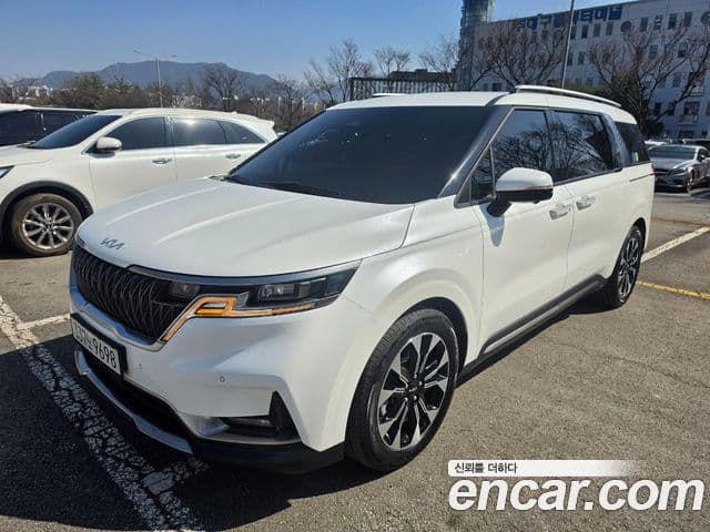 Kia Carnival 2021 — Фото 10/20