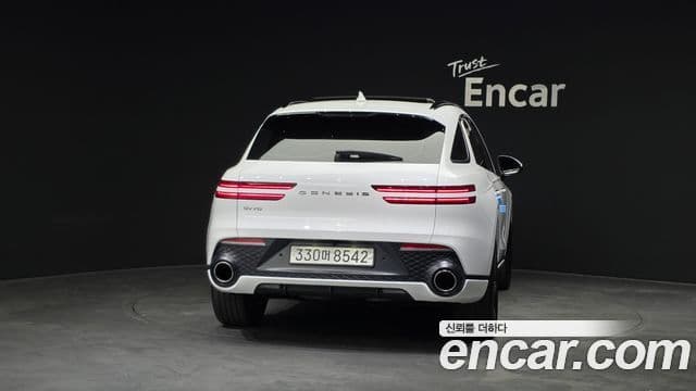 Genesis GV70 2022 — Photo 19/32