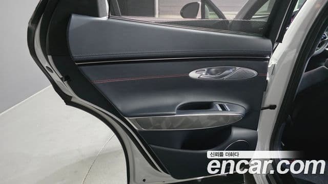 Genesis GV70 2022 — Photo 3/32
