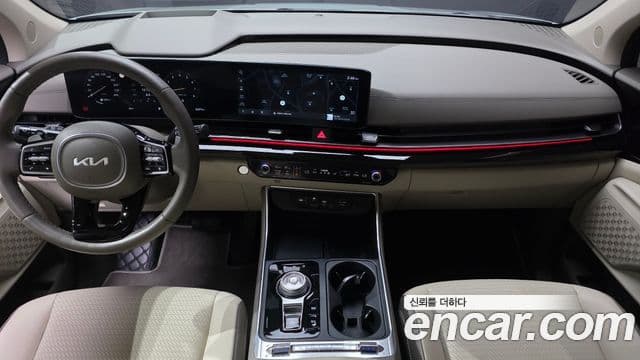 Kia Carnival 2024 — Şəkil 7/20
