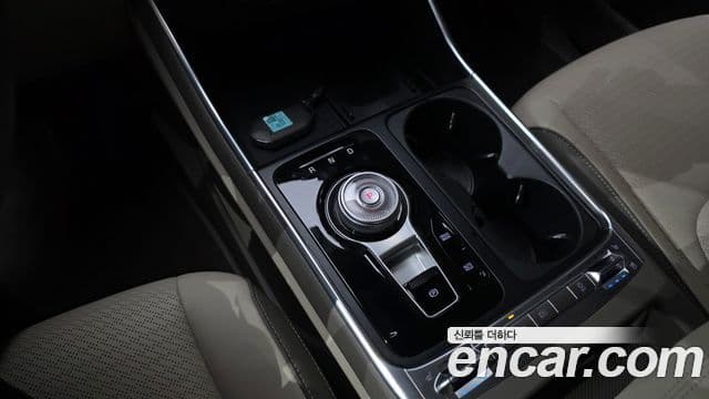 Kia Carnival 2024 — Şəkil 9/20