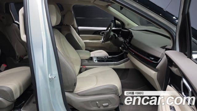 Kia Carnival 2024 — Şəkil 11/20