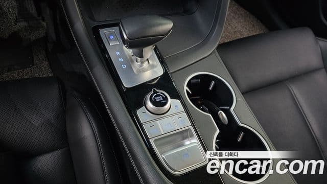 Genesis G70 2021 — ფოტო 9/20