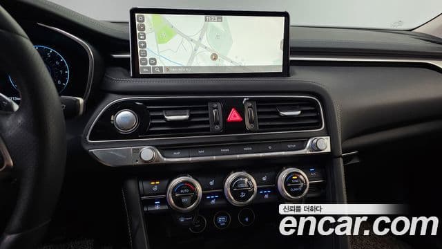 Genesis G70 2021 — ფოტო 14/20