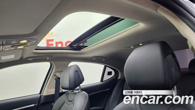 Genesis G70 2021 — ფოტო 19/20