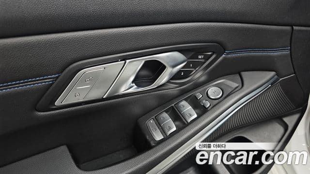 BMW 3 Series 2021 — Фото 18/20