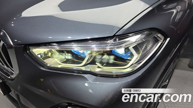 BMW X5 2022 — Photo 17/32