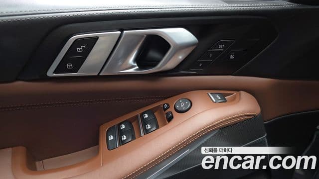 BMW X5 2022 — Photo 2/32