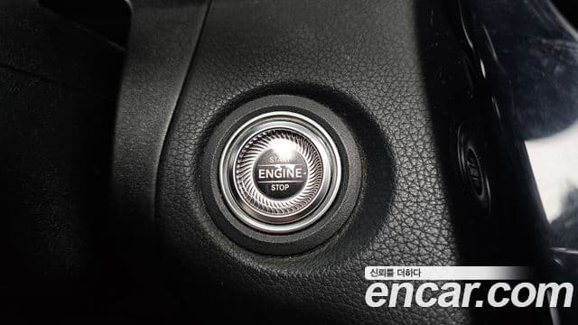 Mercedes-Benz GLC-Class 2021 — Photo 31/36