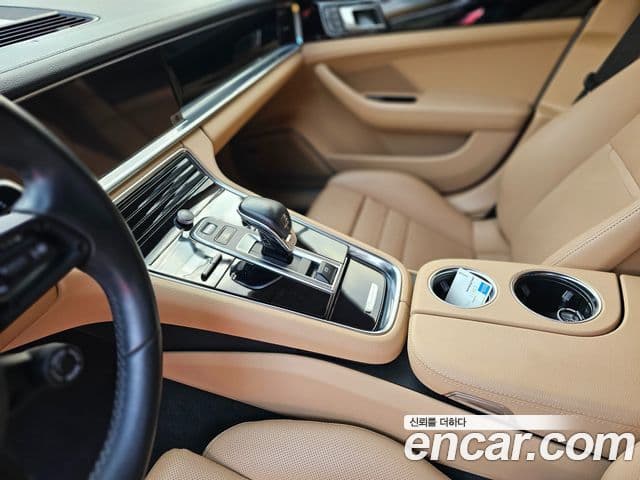 Porsche Panamera 2022 — Şəkil 7/20