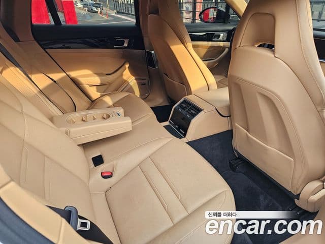 Porsche Panamera 2022 — Şəkil 15/20