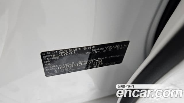 Genesis Electrified G80 2020 — ფოტო 18/20