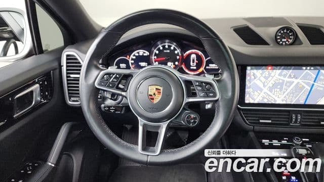 Porsche Cayenne 2020 — Şəkil 14/20