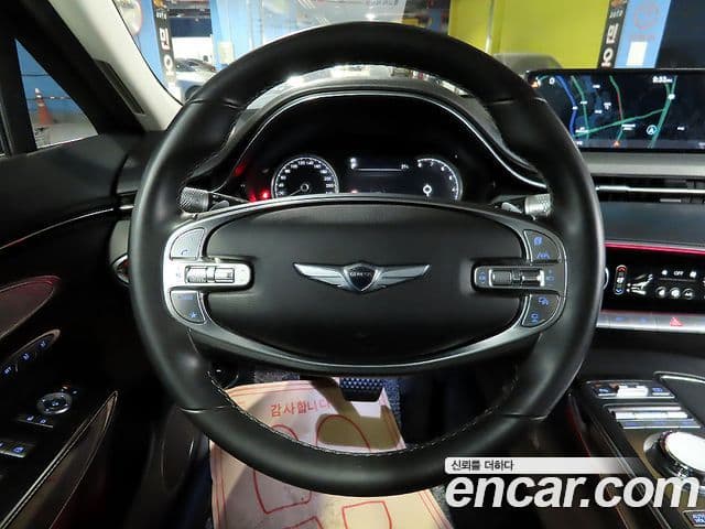 Genesis GV70 2023 — ფოტო 8/20