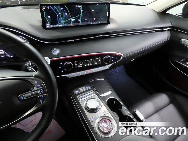 Genesis GV70 2023 — ფოტო 9/20