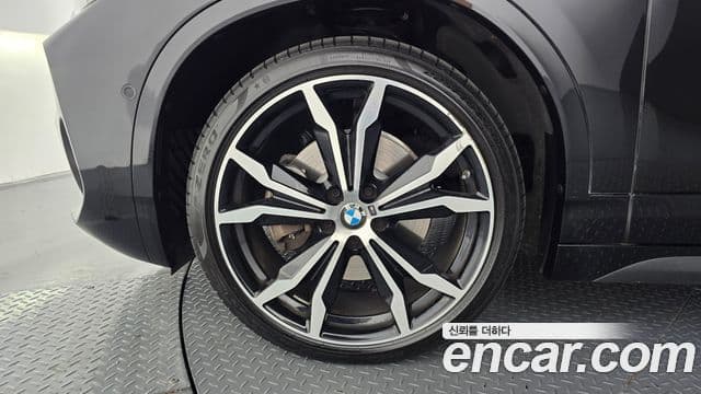 BMW X2 2022 — ფოტო 5/20