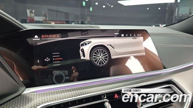 BMW X6 2023 — ფოტო 18/20