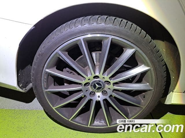 Mercedes-Benz E-Class 2020 — Şəkil 12/20