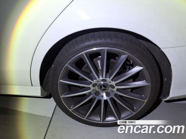 Mercedes-Benz E-Class 2020 — Şəkil 13/20