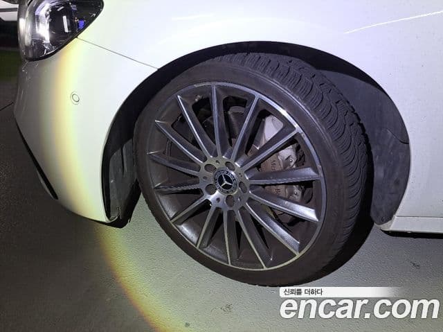 Mercedes-Benz E-Class 2020 — Şəkil 14/20