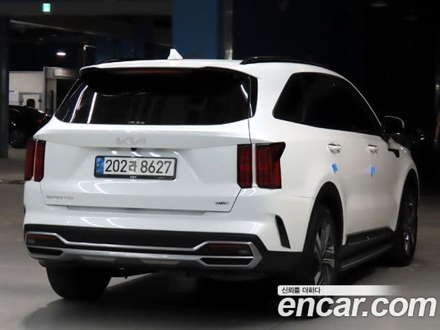 Kia Sorento 2022 — ფოტო 2/20