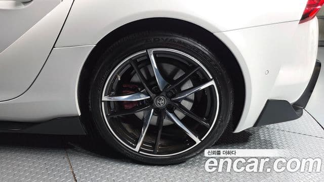 Toyota Supra 2020 — ფოტო 15/30