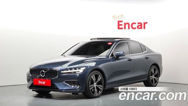 Volvo S60 2021 — Şəkil 1/20