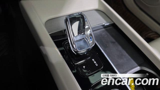 Volvo S60 2021 — Şəkil 9/20