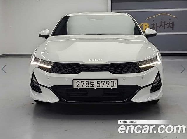 Kia K5 2022 — Şəkil 2/18