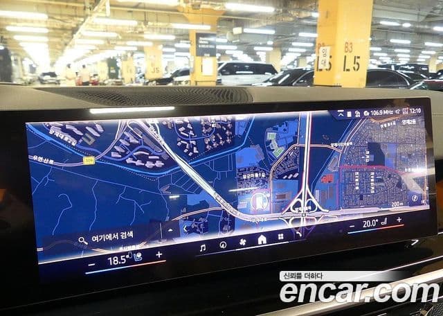 BMW X5 2025 — ფოტო 15/20