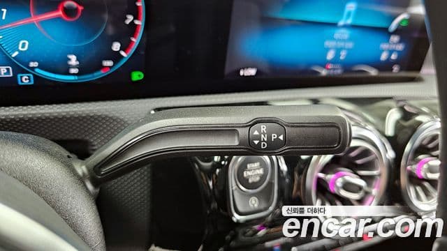 Mercedes-Benz A-Class 2021 — Фото 9/20