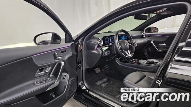 Mercedes-Benz A-Class 2021 — Фото 10/20