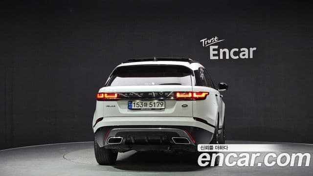 Land Rover Range Rover Velar 2023 — ფოტო 4/20