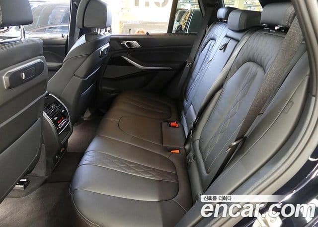 BMW X5 2025 — ფოტო 17/20