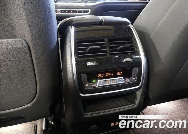 BMW X5 2025 — ფოტო 18/20