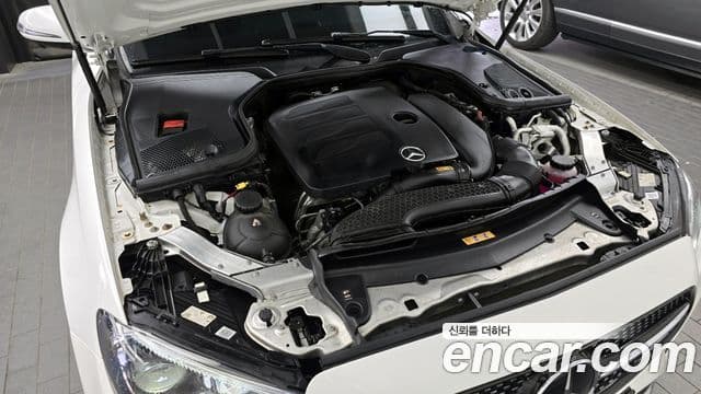 Mercedes-Benz E-Class 2022 — Фото 6/20