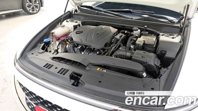 Hyundai Grandeur 2023 — ფოტო 6/20