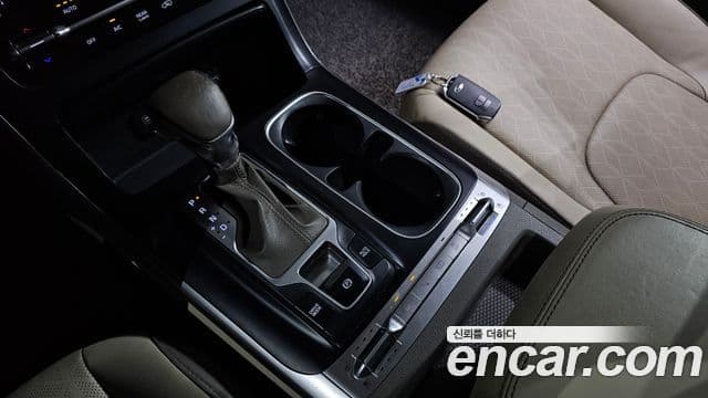 Kia Carnival 2020 — Şəkil 9/20