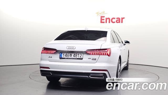Audi A6 2022 — ფოტო 4/20