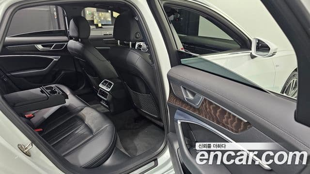 Audi A6 2022 — ფოტო 11/20