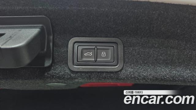 Audi A6 2022 — Photo 4/33