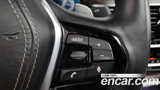 BMW 5 Series 2018 — Şəkil 16/20