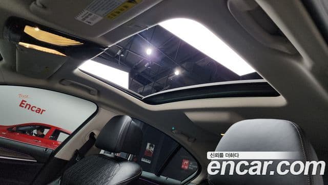 BMW 5 Series 2018 — Şəkil 18/20