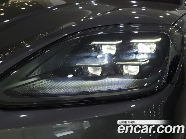 Porsche Cayenne 2025 — Şəkil 17/20