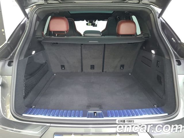 Porsche Cayenne 2025 — Şəkil 19/20