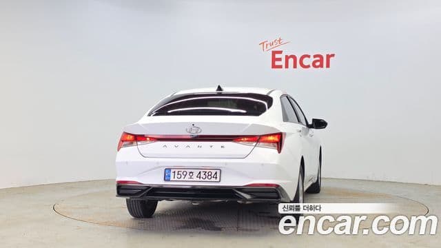Hyundai The New Avante Hybrid 2022 — Şəkil 2/30