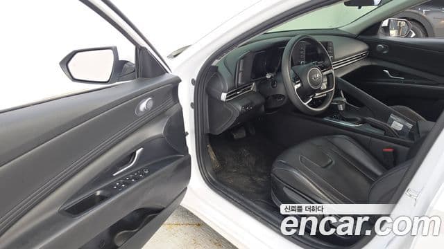 Hyundai The New Avante Hybrid 2022 — Şəkil 12/30