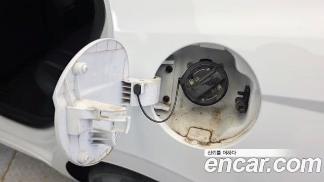 Hyundai The New Avante Hybrid 2022 — Şəkil 23/30
